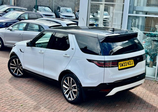 Land Rover Discovery 3 .0 D300 Mhev R-dynamic White #6