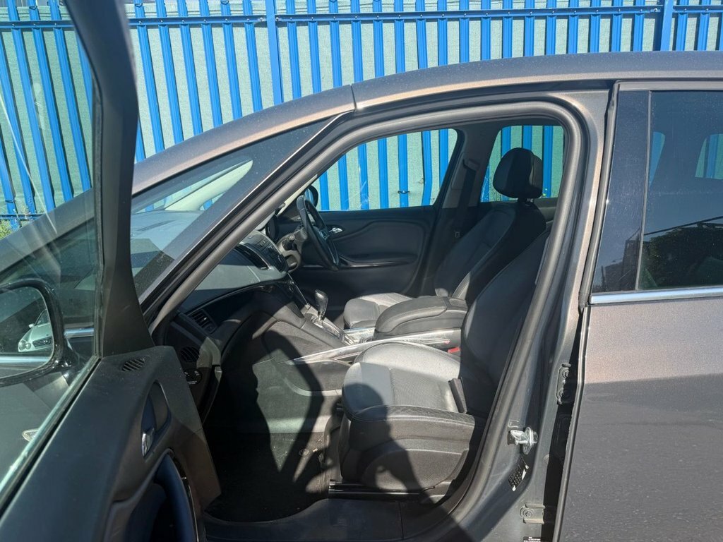 Vauxhall Zafira Tourer 2L Elite Grey #2