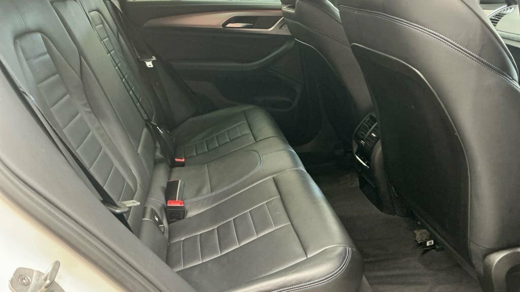 BMW X4 Suv White #2
