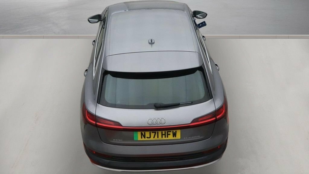 Audi E-tron E-tron Technik 50 Quattro Grey #4