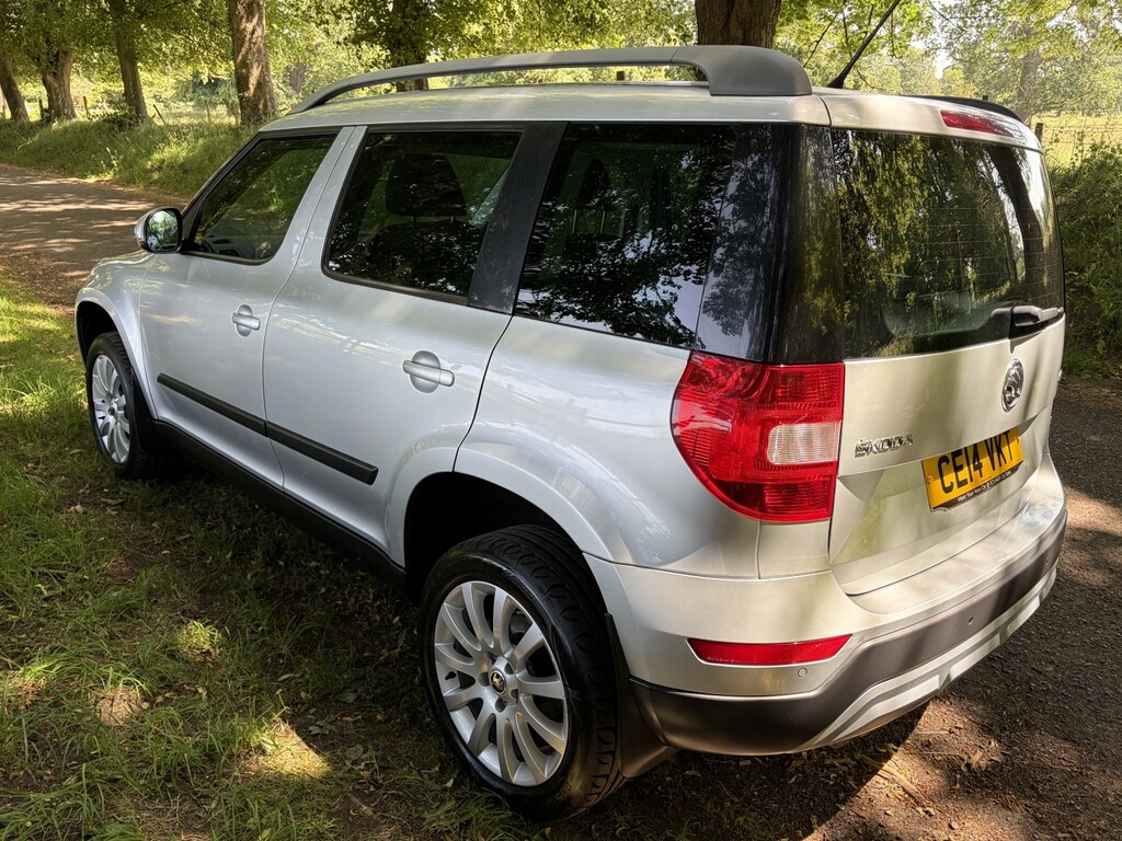 Skoda Yeti Suv 2.0 Tdi Se 2014 Silver #5