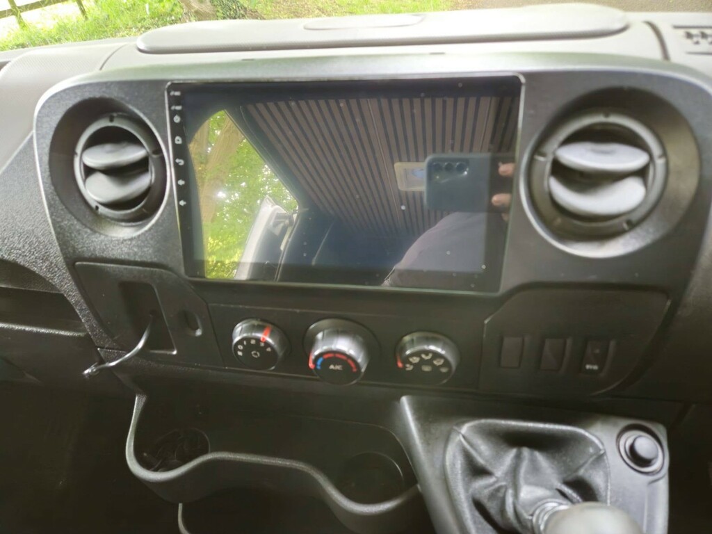 Renault Master Panel Van White #10