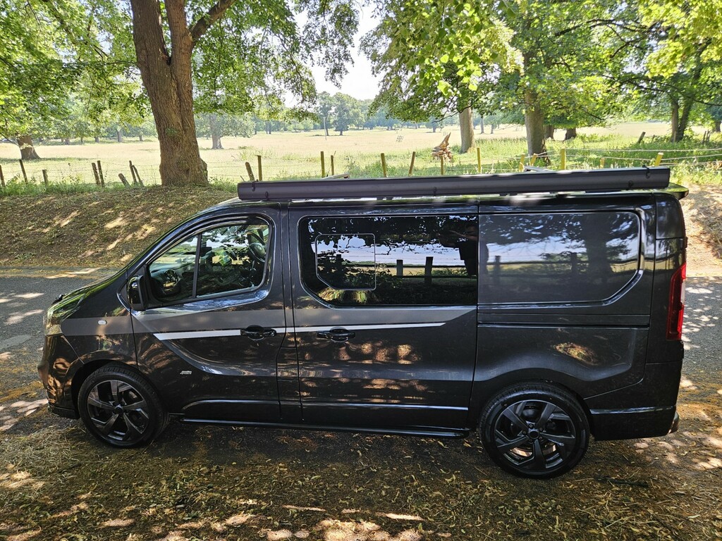 Vauxhall Vivaro Camper Van 1.6 Cdti 2700 Biturbo Ecoflex Sportive Black #5