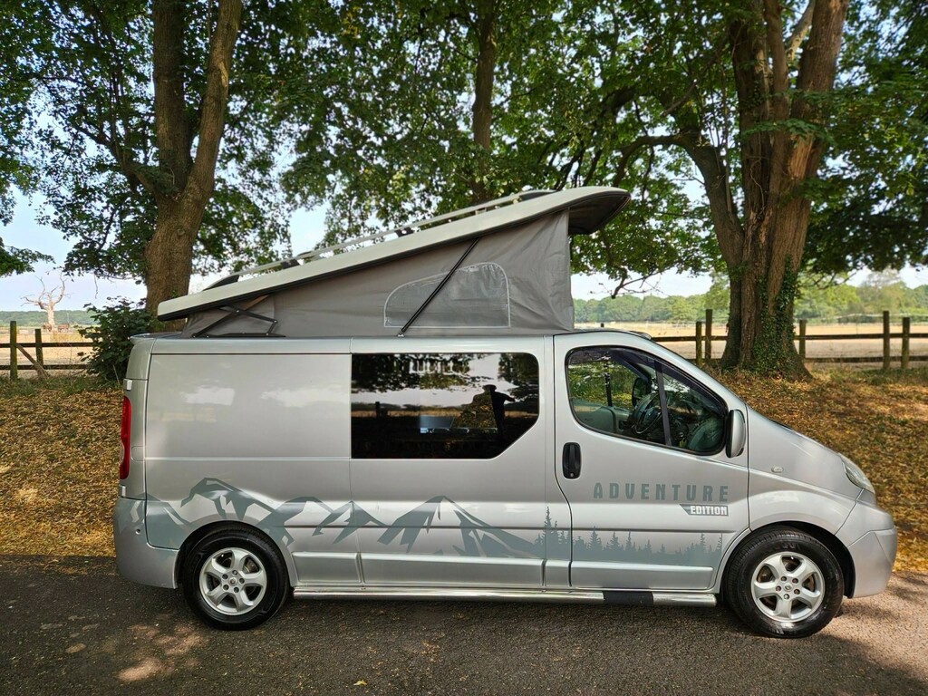Renault Trafic 2L Null White #11