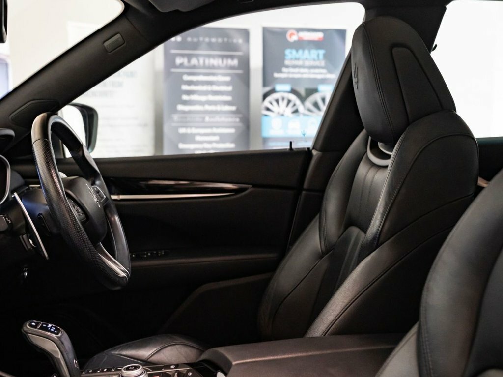 Maserati Levante Levante Gransport V6 Grey #14
