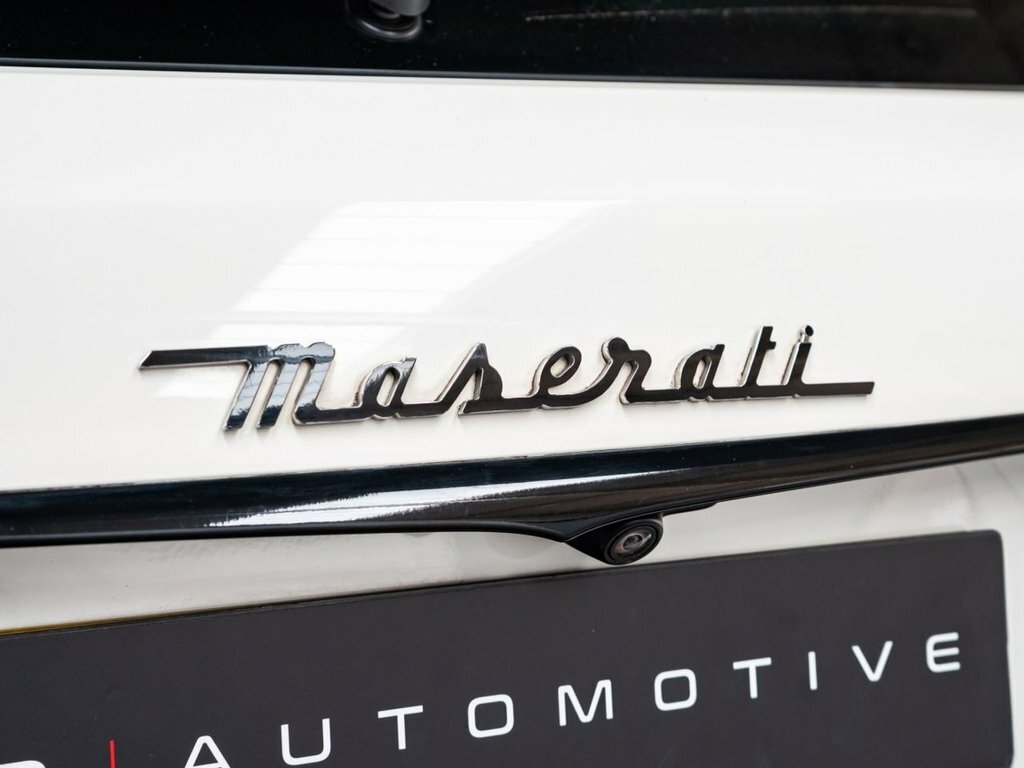 Maserati Levante Levante Gransport V6 Grey #21