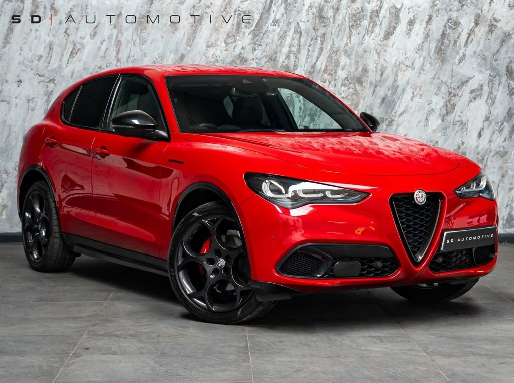 Alfa Romeo Stelvio 2L Competizione Red