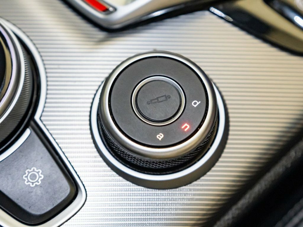 Alfa Romeo Stelvio 2 2.0T Veloce Awd Euro 6 Ss #33