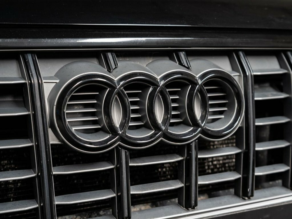 Audi SQ2 Sq2 Tfsi Quattro S-a Black #4