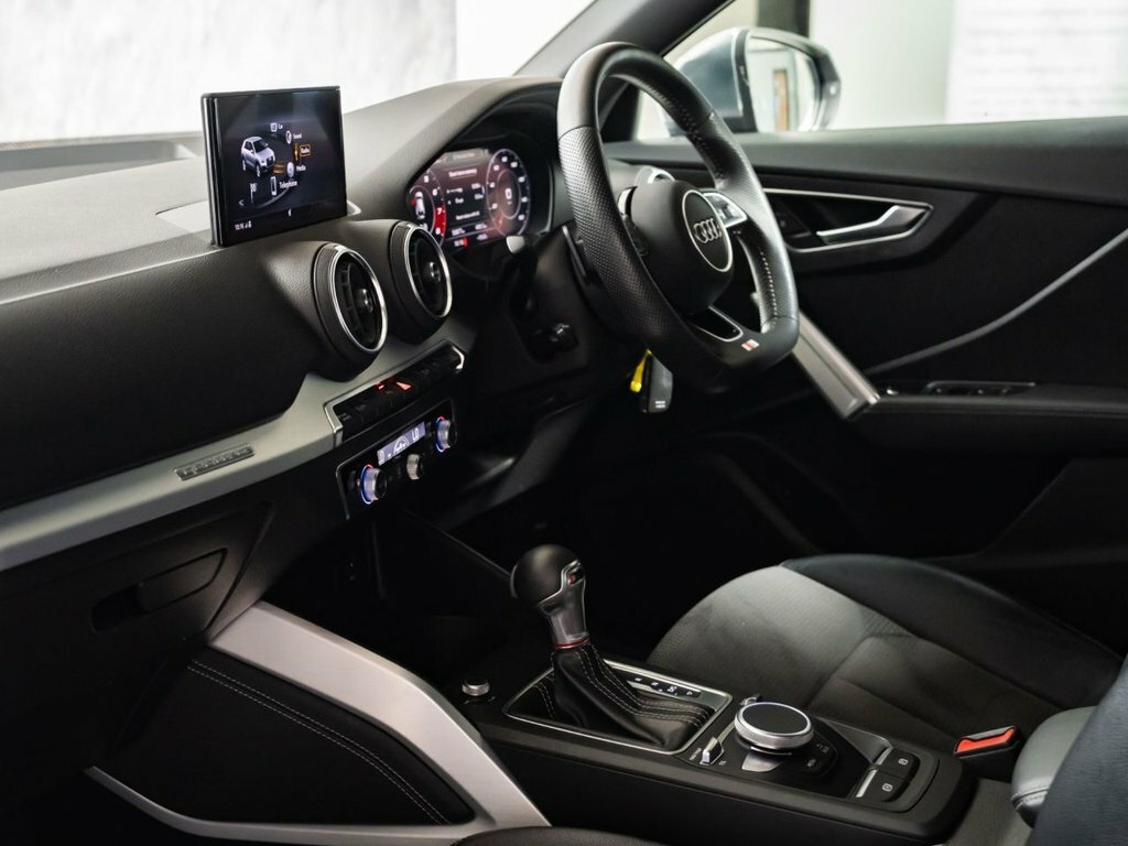 Audi SQ2 Tfsi Suv S Tronic Quattro Euro 6 Ss 300 Ps White #25