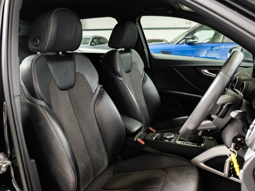 Audi SQ2 Sq2 Tfsi Quattro S-a Black #6