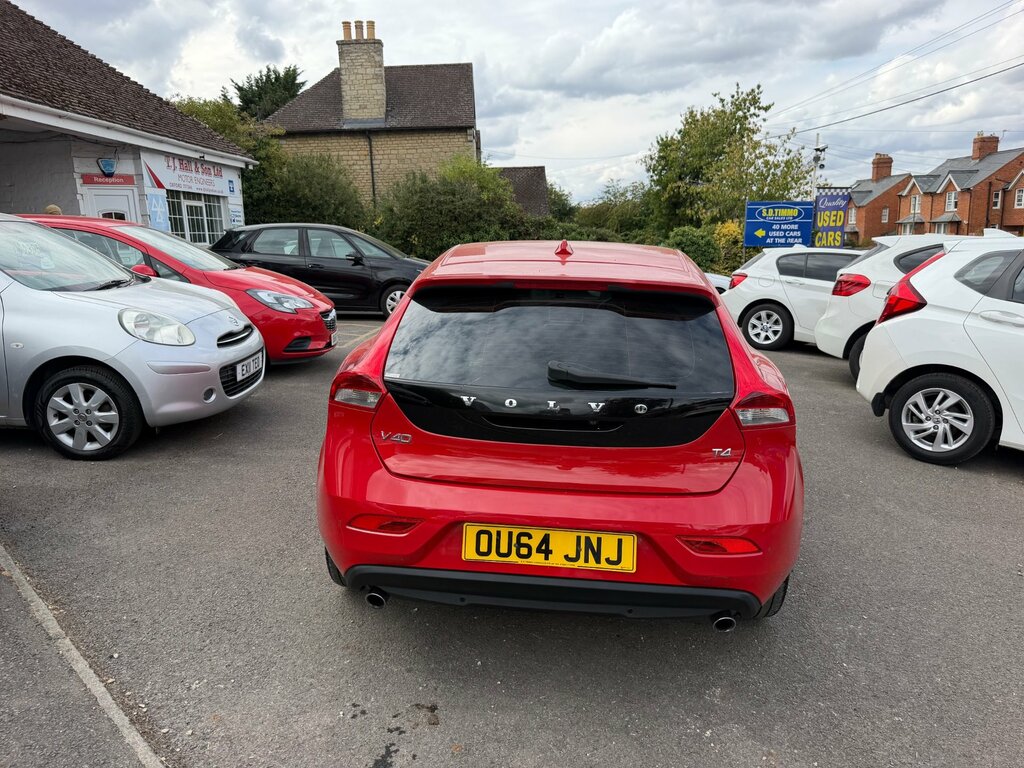 Volvo V40 Hatchback OU64JNJ Red #5