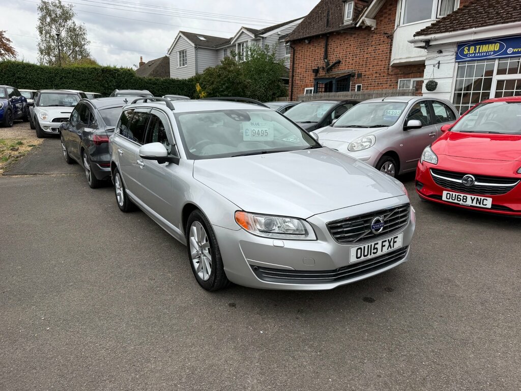 Volvo V70 Estate Silver