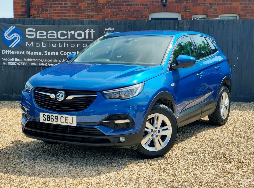 Vauxhall Grandland X 1.5 Turbo D Blueinjection Se Euro 6 Ss Blue