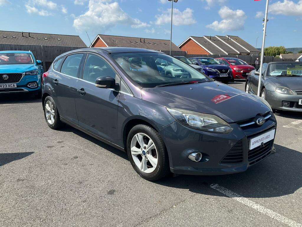 Ford Focus 1.6 Zetec Hatchback Euro 5 105 Grey