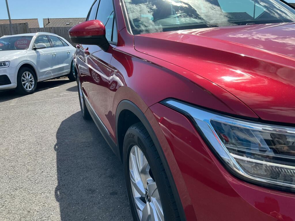 Volkswagen Tiguan 1.5 Tsi Life Suv Euro 6 Ss 1 Red #3