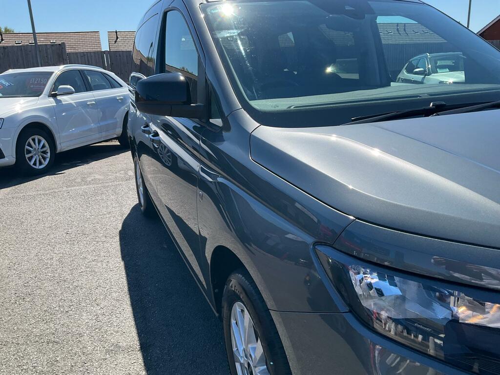Ford Tourneo Connect 2.0 Ecoblue Titanium Mpv Euro 6 Grey #2