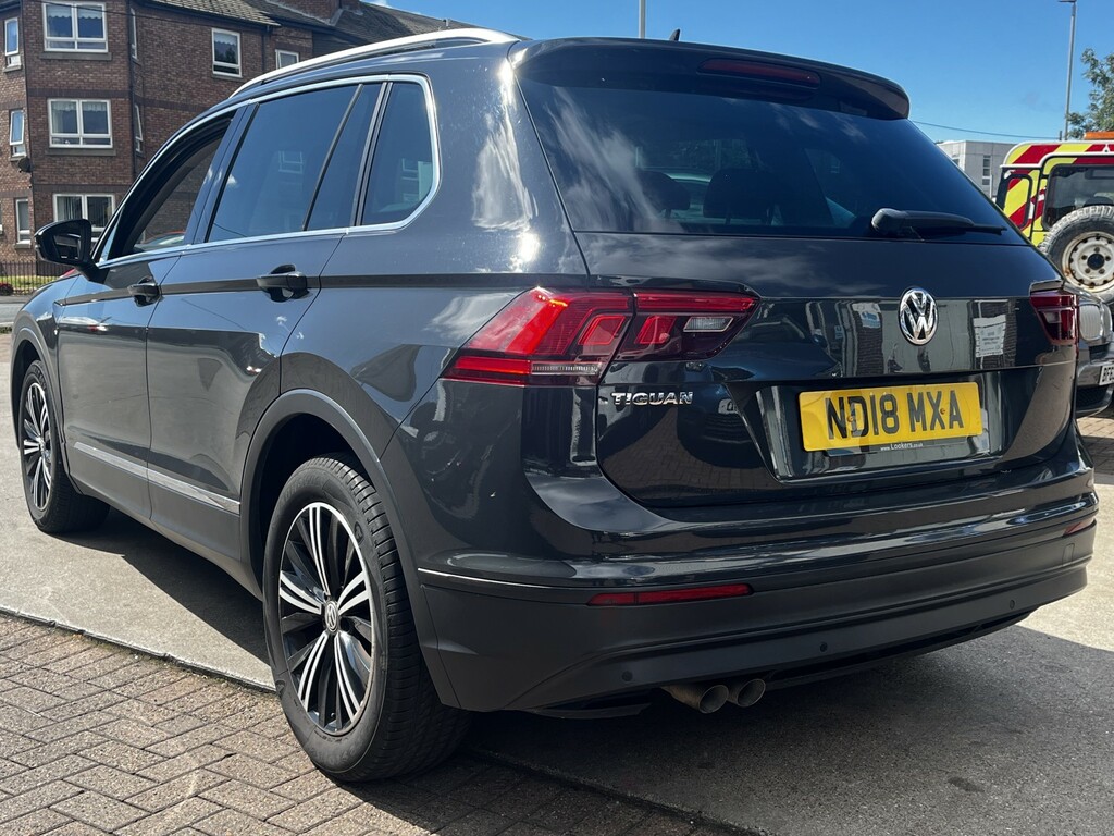 Volkswagen Tiguan R-line Blue #4