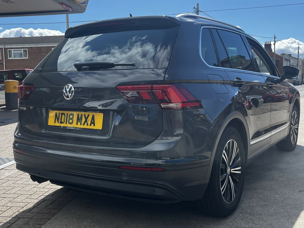 Volkswagen Tiguan R-line Blue #6