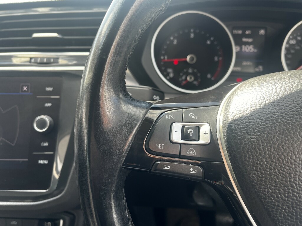Volkswagen Tiguan R-line Blue #26