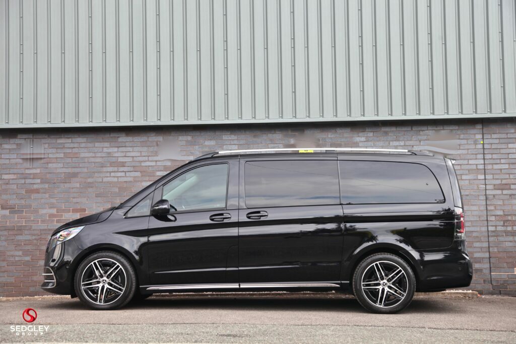 Mercedes-Benz V Class V220 D Amg Line 9G-tronic Extra Long Black #7