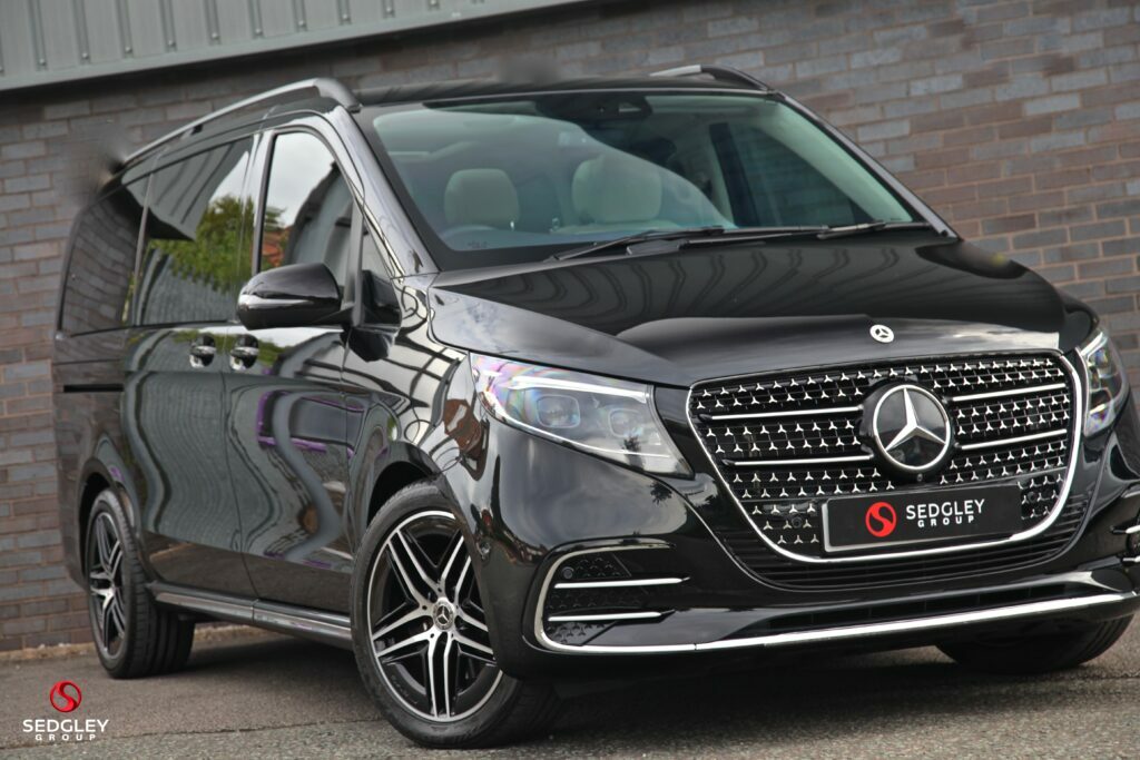 Mercedes-Benz V Class 2.0 V300d Amg Line G-tronic Euro 6 S S Lwb Black #3
