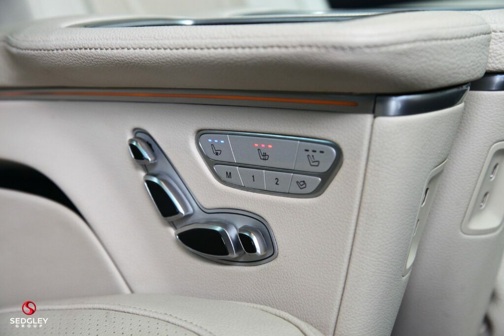 Mercedes-Benz V Class V220 D Amg Line 9G-tronic Extra Long Black #21