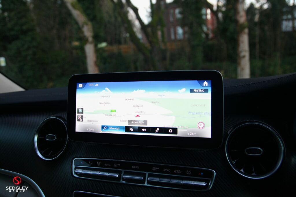 Mercedes-Benz V Class V220 D Amg Line 9G-tronic Extra Long Black #38