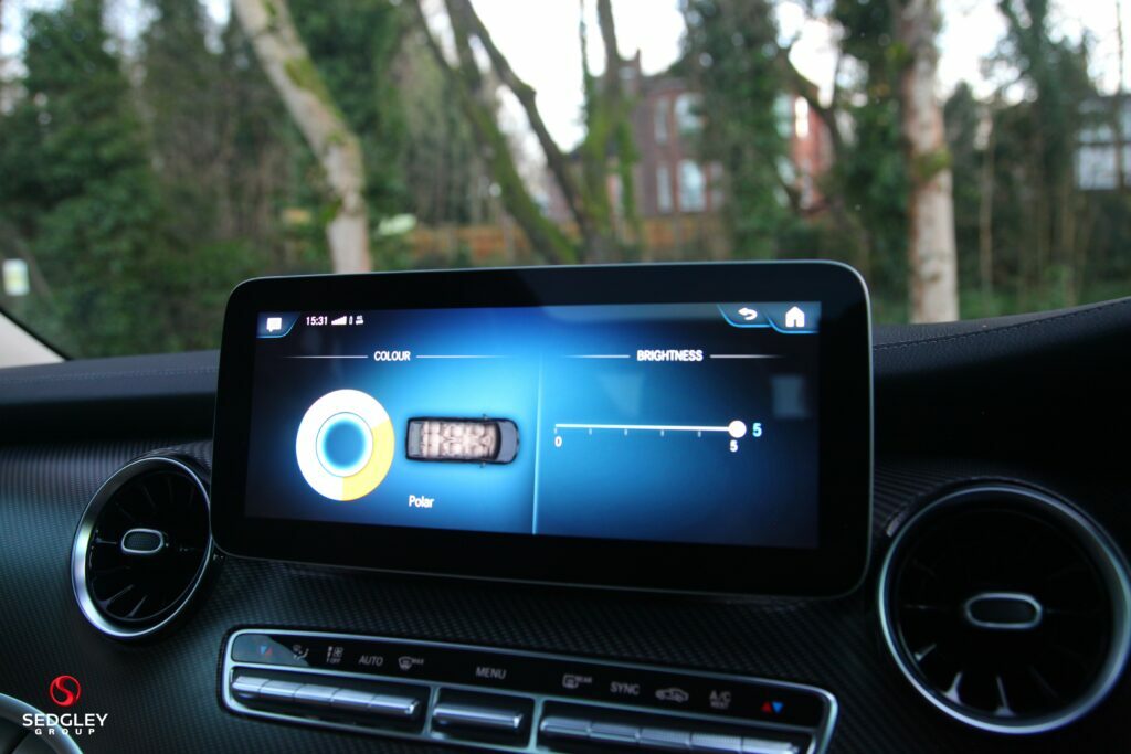 Mercedes-Benz V Class V220 D Amg Line 9G-tronic Extra Long Black #39