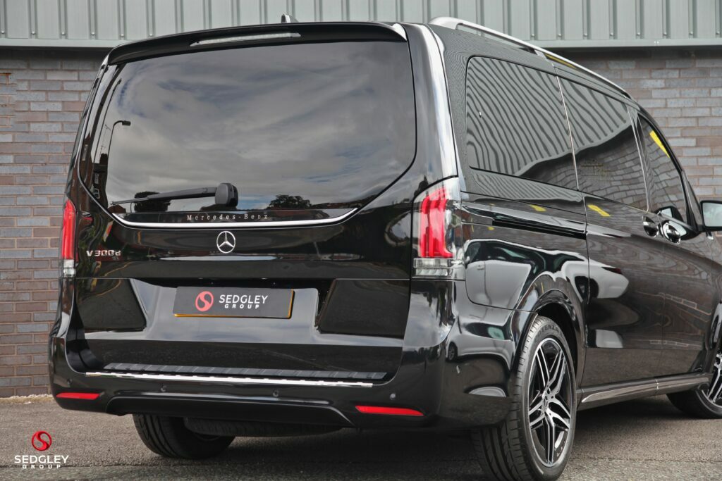 Mercedes-Benz V Class V220 D Amg Line 9G-tronic Extra Long Black #12