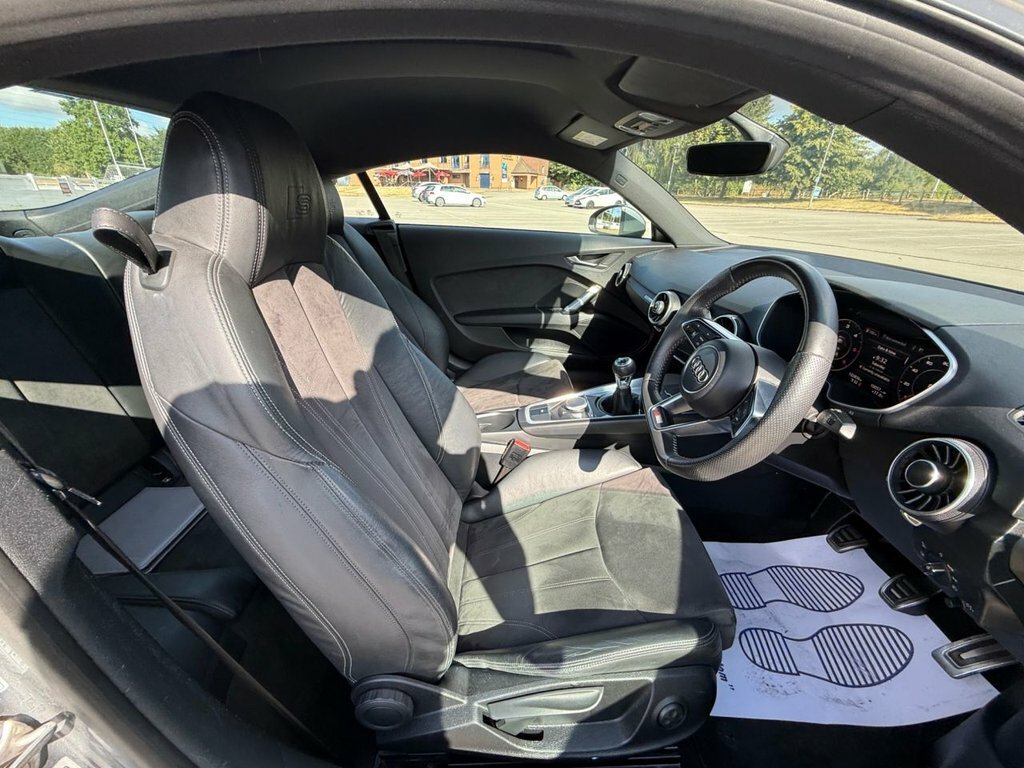 Audi TT 2L S Line Grey #3