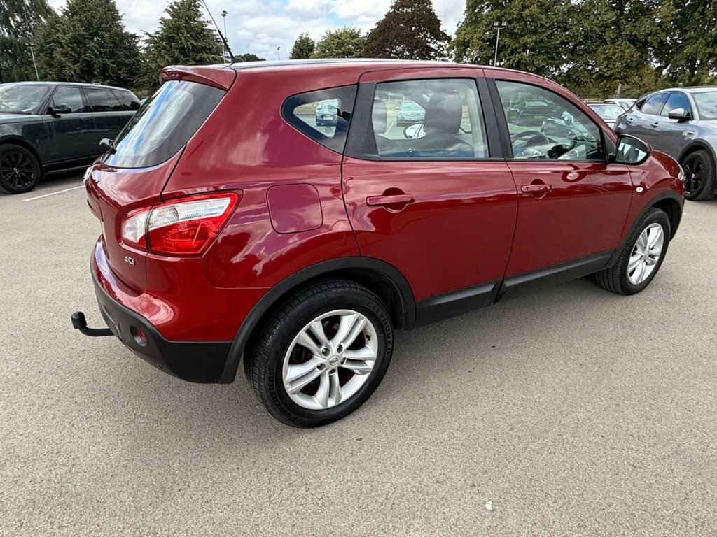 Nissan Qashqai 1.5L Acenta Red #5