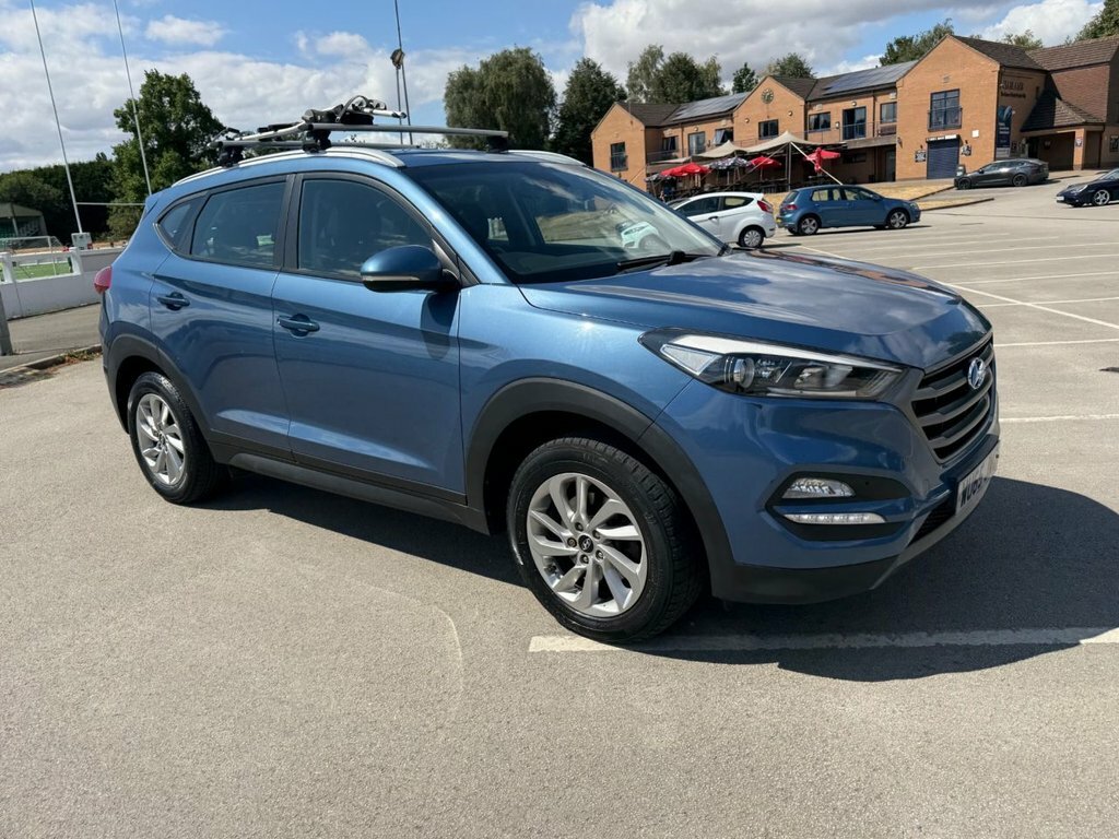 Hyundai Tucson Crdi Premium 5-Door Beige #21