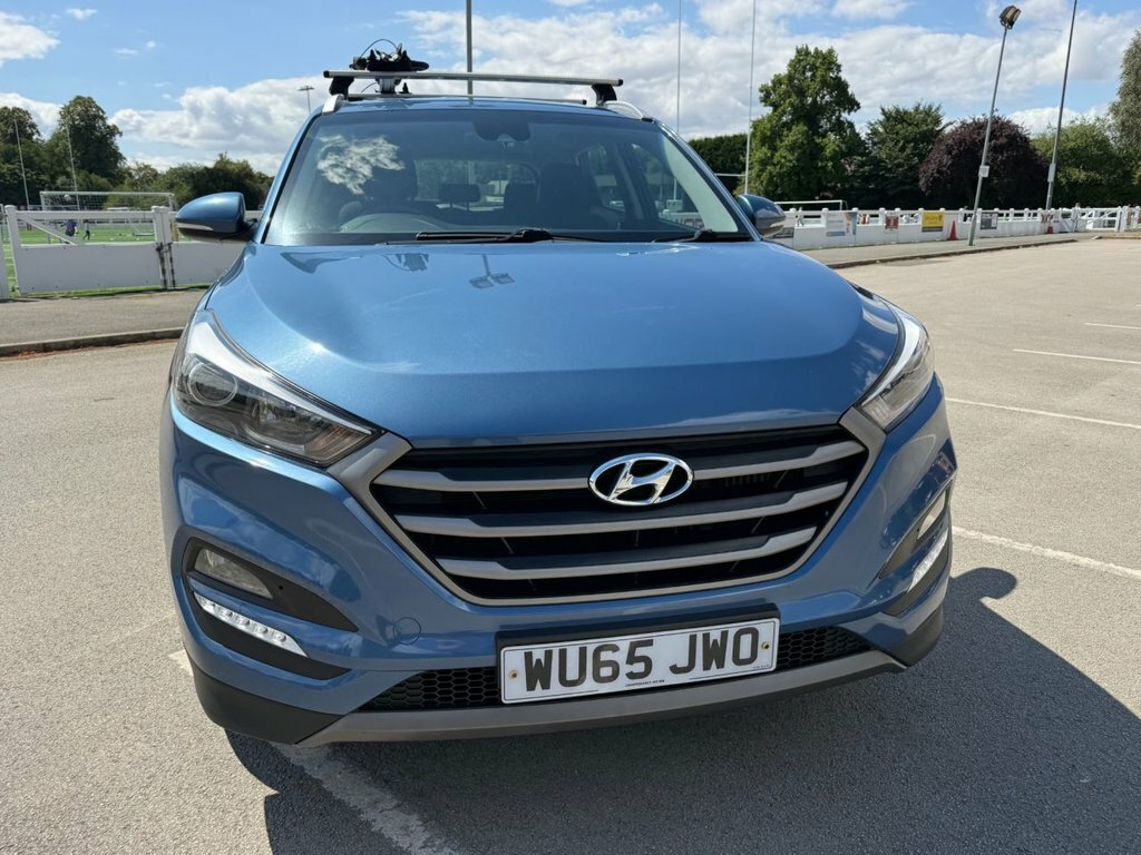 Hyundai Tucson Crdi Premium 5-Door Beige #18