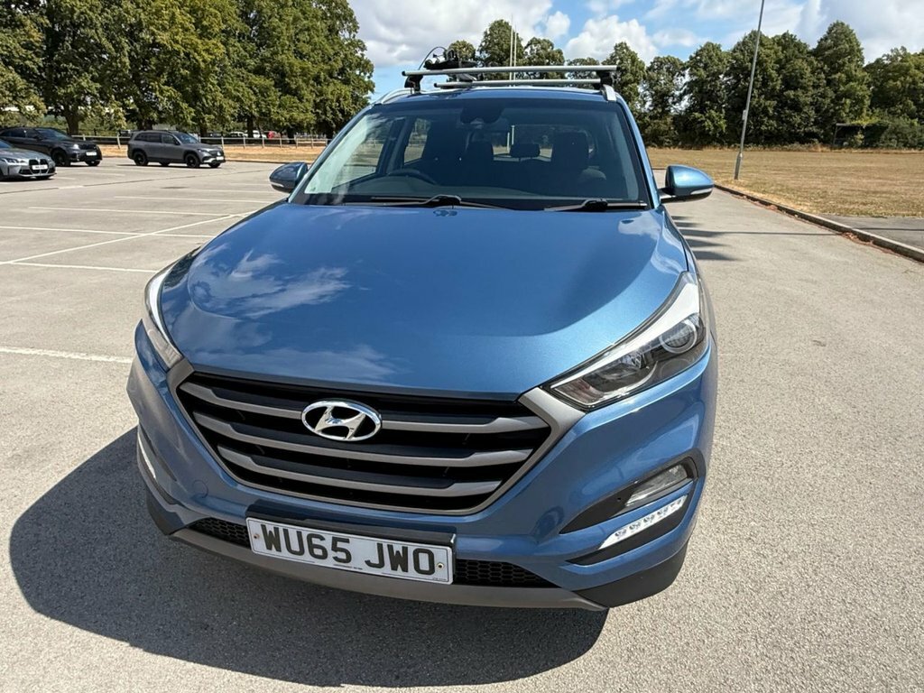 Hyundai Tucson Crdi Premium 5-Door Beige #66