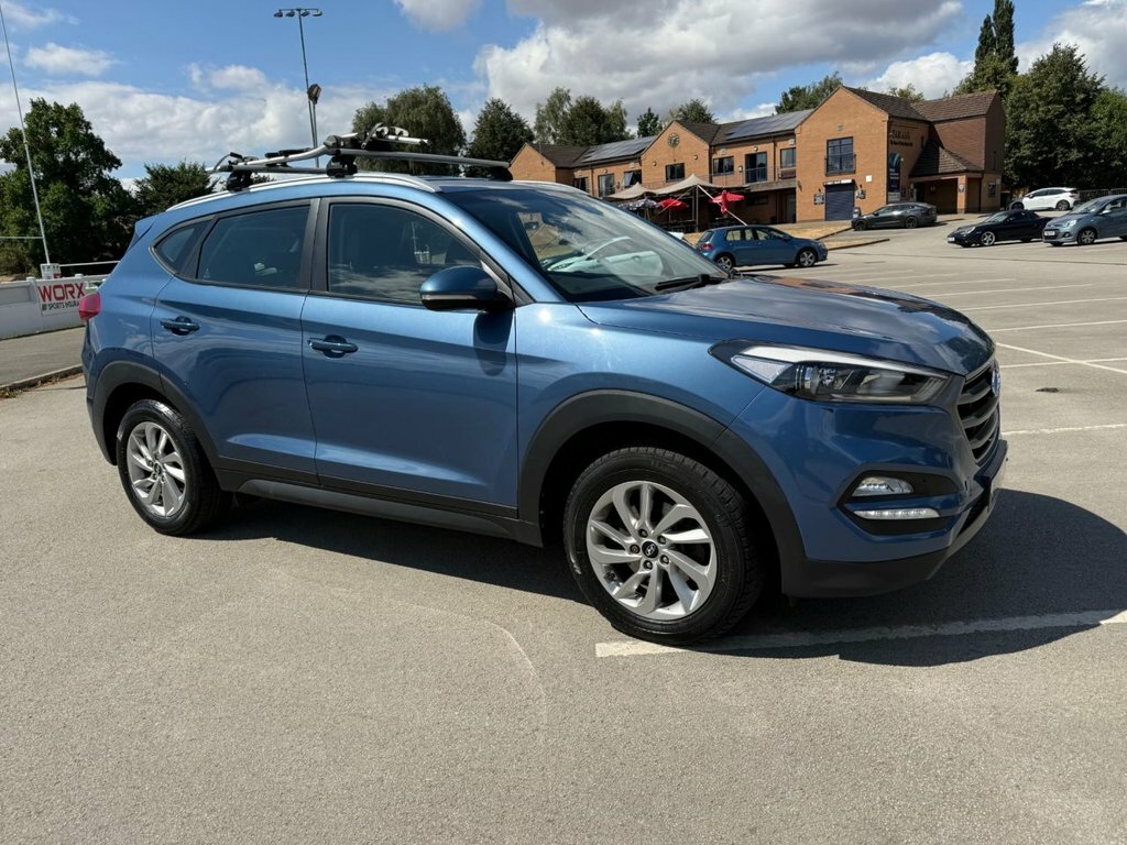 Hyundai Tucson Crdi Premium 5-Door Beige #26