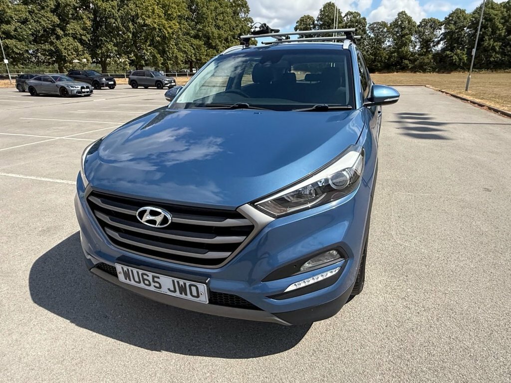Hyundai Tucson Crdi Premium 5-Door Beige #61
