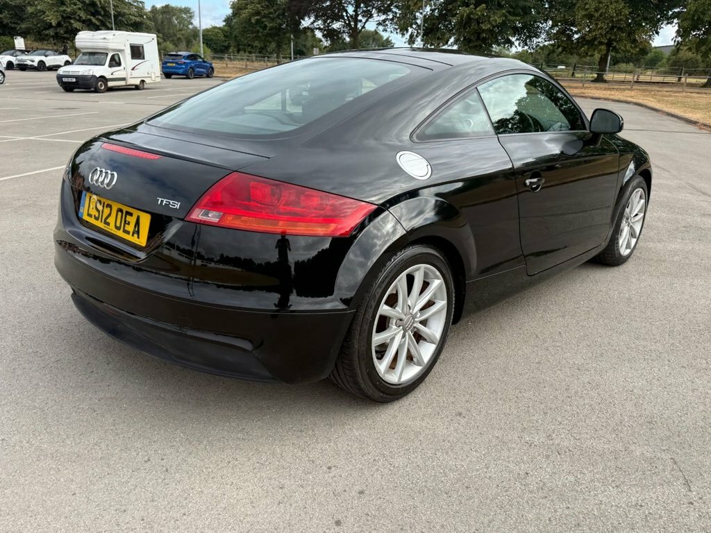 Audi TT 1.8L Sport Black #6