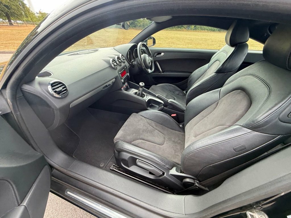 Audi TT 2.0 Tfsi Black Edition S Tronic Quattro Euro 5 Black #31