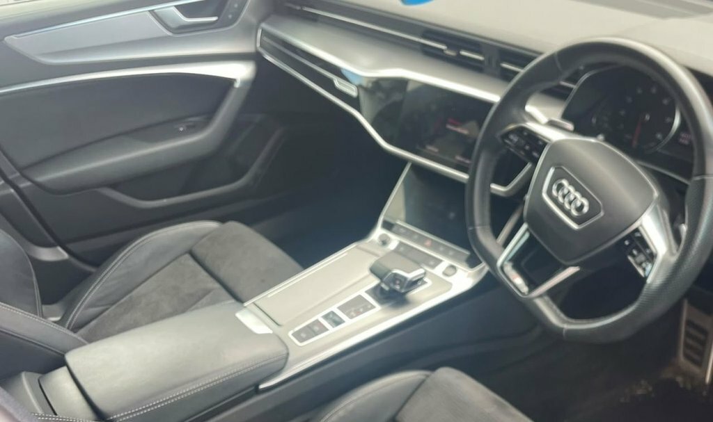 Audi A6 Avant 2L Black Edition Grey #4