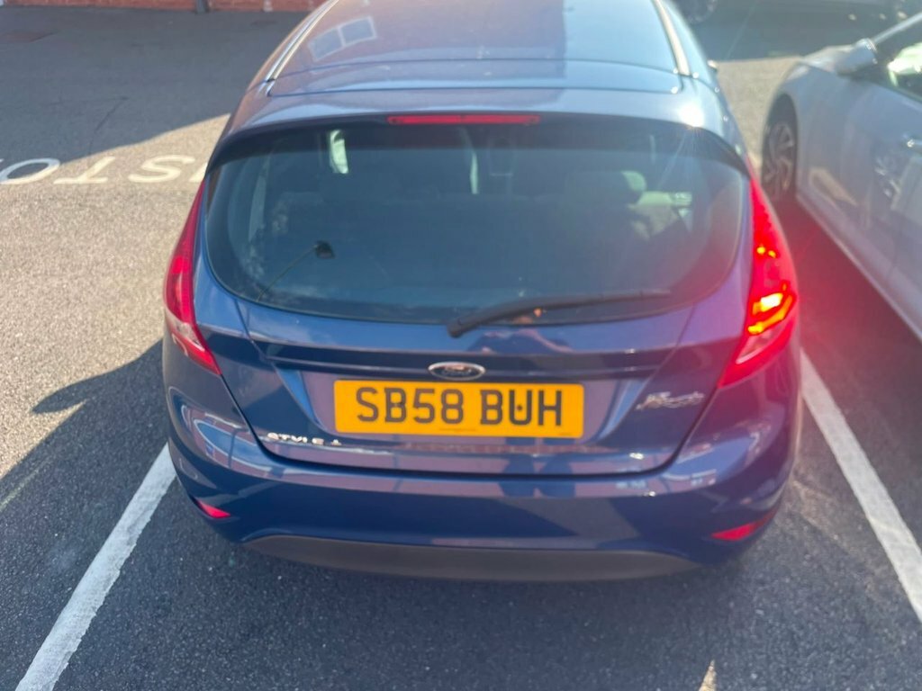 Ford Fiesta Ford Fiesta 1.6 Ghia Hatchback Silver #6