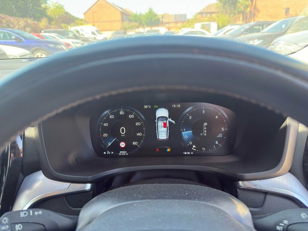 Volvo V60 2L Momentum Plus Grey #3