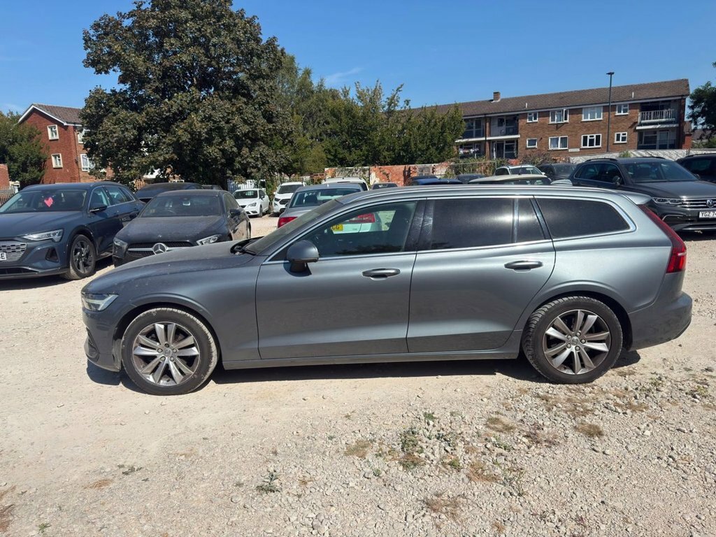 Volvo V60 2L Momentum Plus Grey