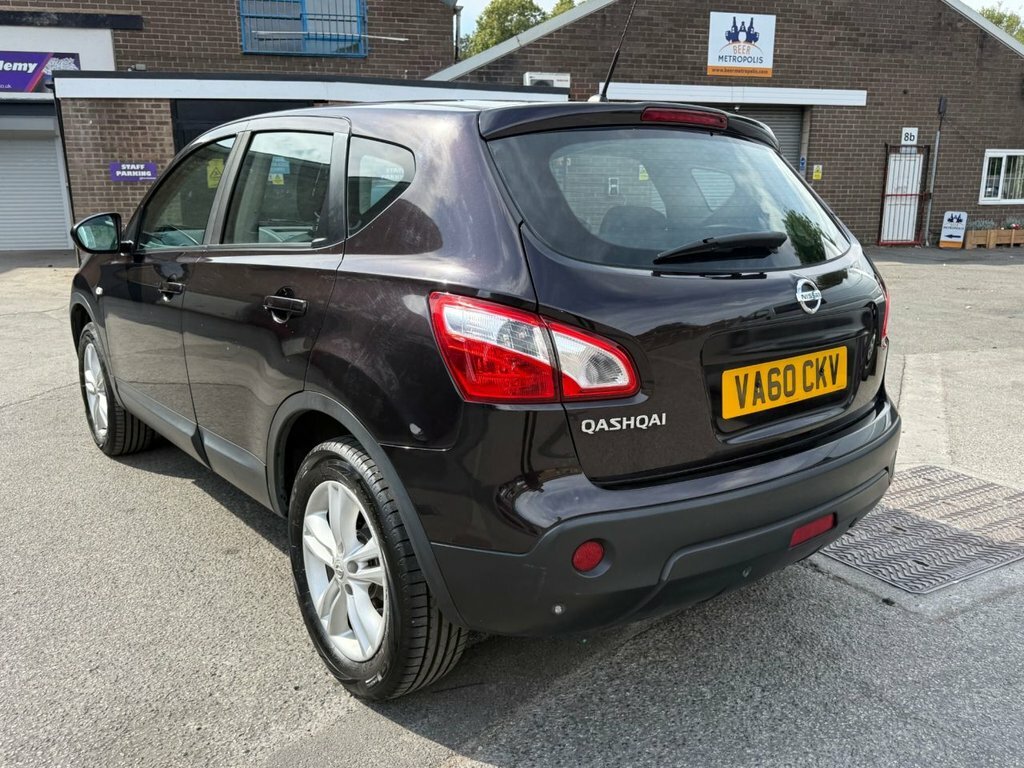 Nissan Qashqai 1.6 Acenta 2Wd Euro 5 Ss White #6