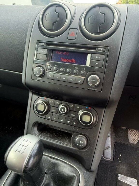 Nissan Qashqai 1.6 Acenta 2Wd Euro 5 Ss White #16