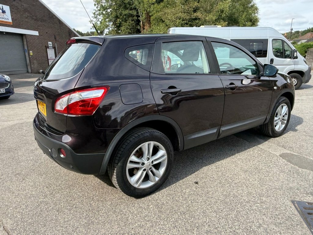 Nissan Qashqai 1.6 Acenta 2Wd Euro 5 Ss White #27