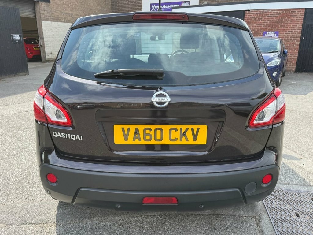 Nissan Qashqai 1.6 Acenta 2Wd Euro 5 Ss White #8