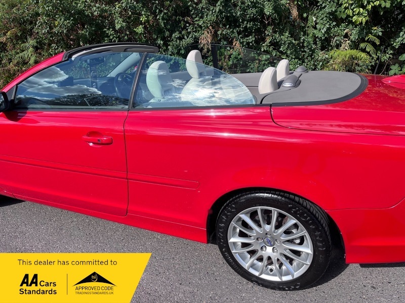 Volvo C70 D5 Se Red #4