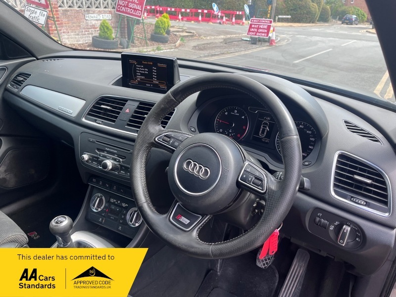 Audi Q3 Tdi Quattro S Line DG64DZC Grey #4