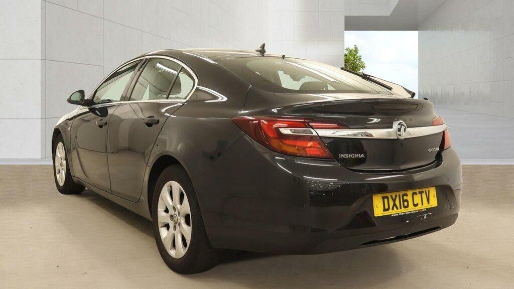 Vauxhall Insignia 1.6 Cdti Ecoflex Tech Line Euro 6 Ss Black #3